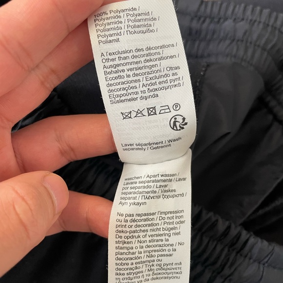 Lacoste Trouser (S) - Picture 6 of 8